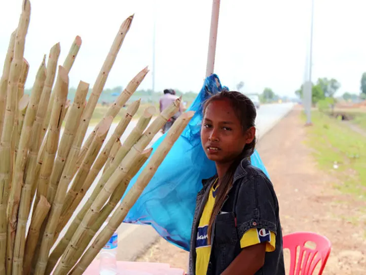 【インタビュー】カンボジアで懸命に生きる少女の夢は？