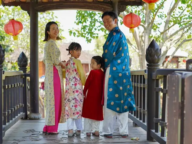 サイゴン・ブルー・トラベル