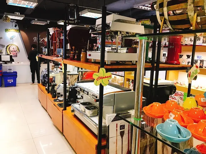 パンづくりやお菓子づくりが好きな方必見！ホーチミンで安価に材料が揃う店〜Nhat Huong〜