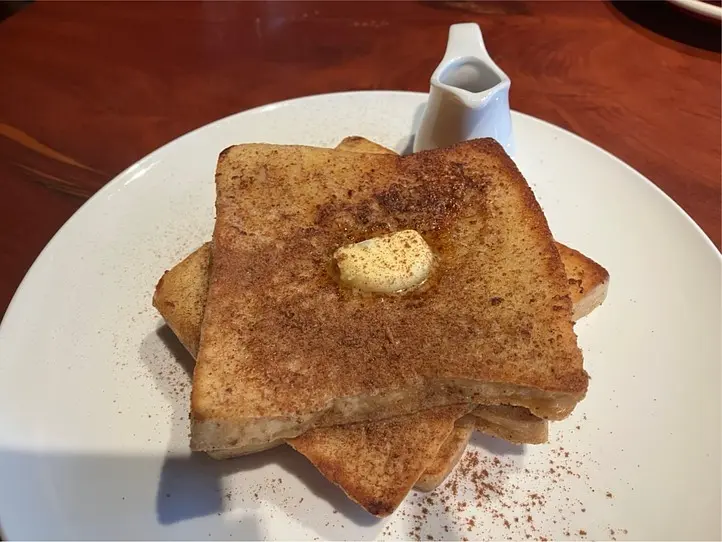 　【プノンペン】フレンチスタイルの建物がすてきなカフェ・レストラン２つ