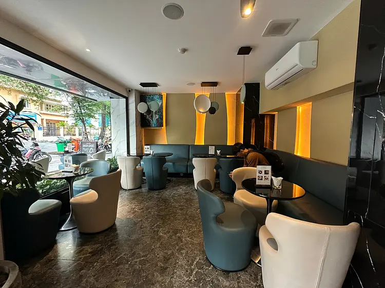 リュンヌ・レストラン＆バー