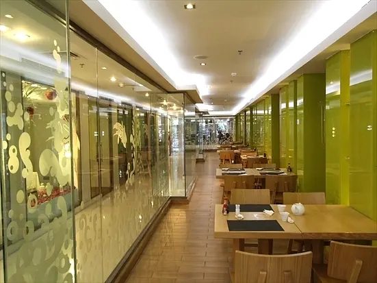 イキ (モーベンピック・ホテル・サイゴン内)