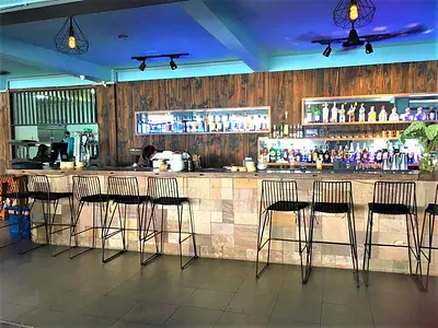 朝からフレンチトーストやワッフルが食べられるオープンカフェを2軒ご紹介