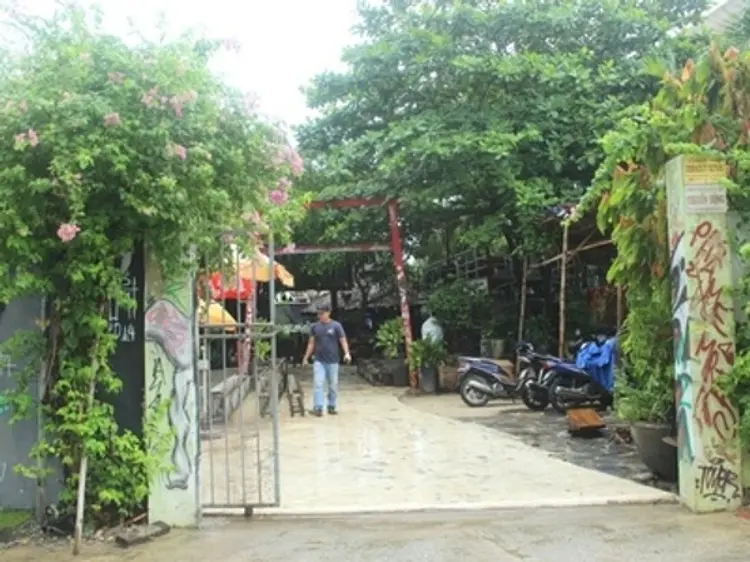 サイゴン・アウトキャスト