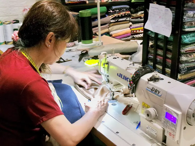 アオザイ・スーツなどのオーダーメイド専門店・うさぎ