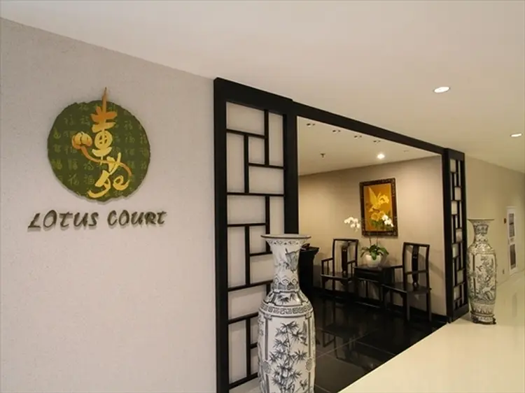 ロータスコート (モーベンピック・ホテル・サイゴン内)