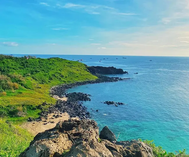 ベトナムの海が一番美しい季節へ｜4月〜6月に訪れたい絶景ビーチと静かな離島