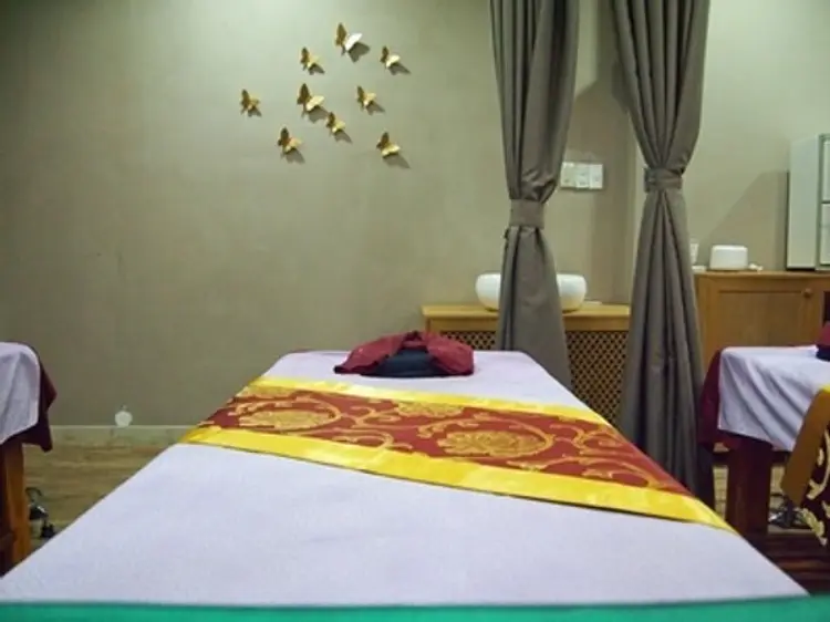 サワデカ・スパ