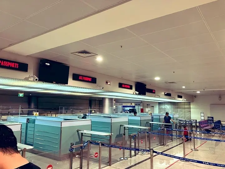 　空港でのちょっとしたコツ（入国審査やタクシーの乗り方）、安くて早くできるPCR検査について