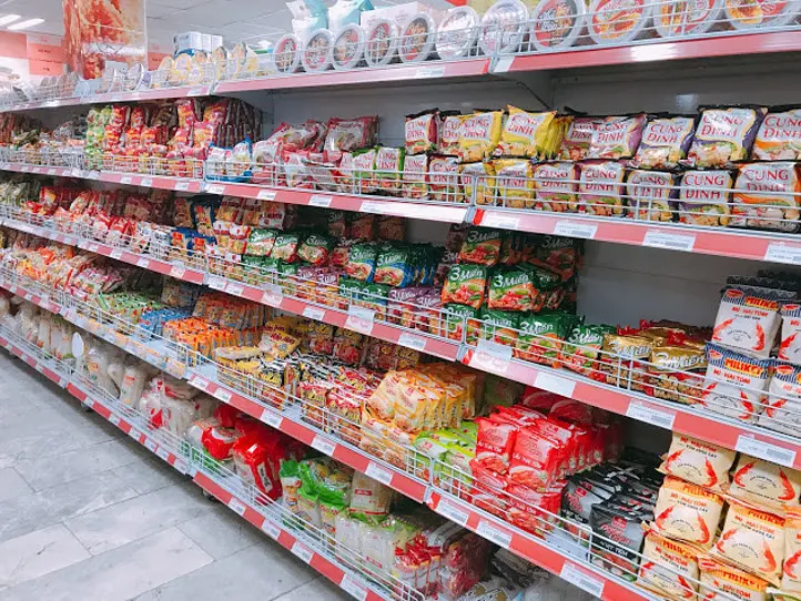 バラマキ土産ならココ！なんでも揃うお土産屋さん～Lucky Plaza