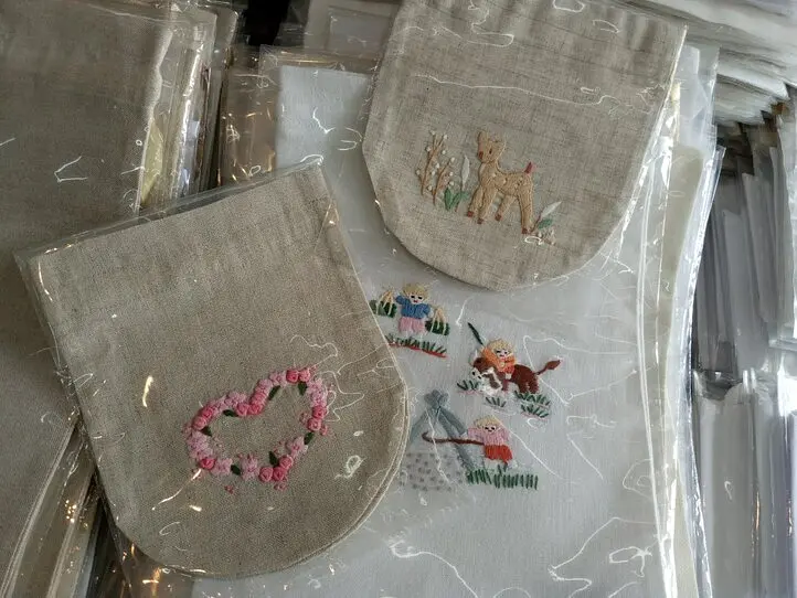 【週末特集】ベトナム土産の鉄板、可愛い刺繍小物のお店3選！
