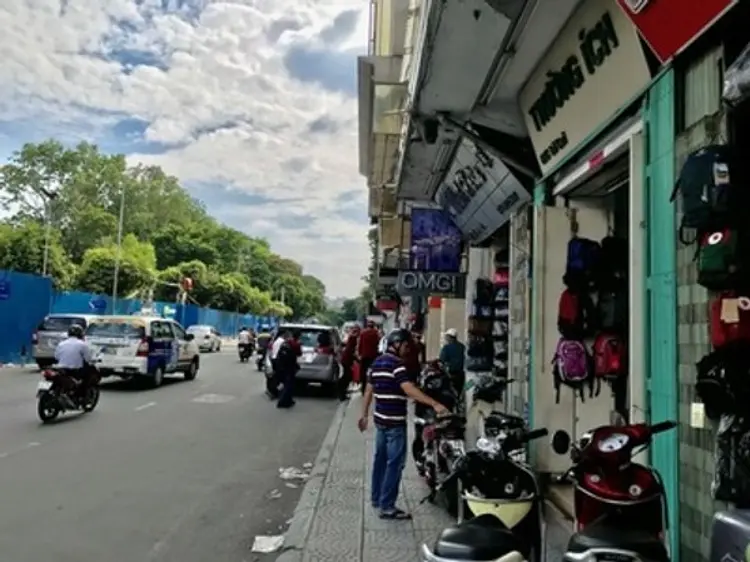 ブンダウ・ホームメイド　レライ店