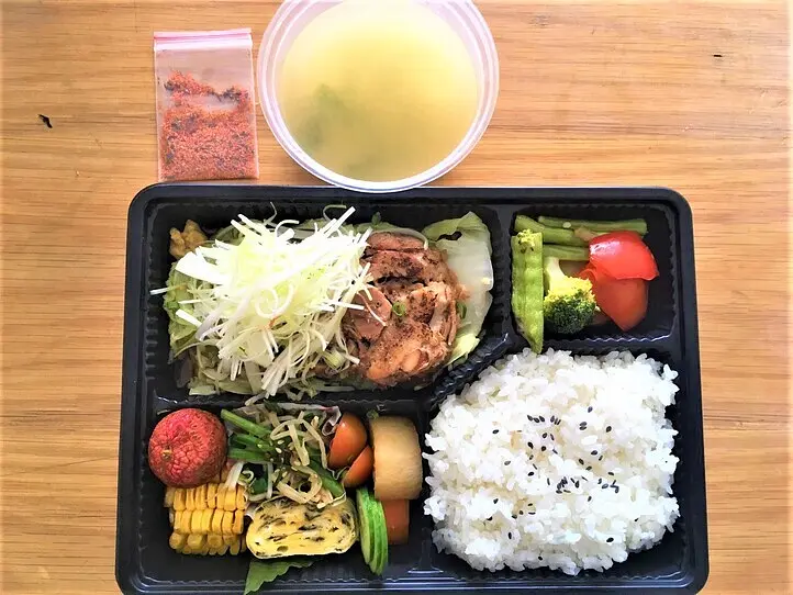 10万ドン以内の日系お弁当デリバリー