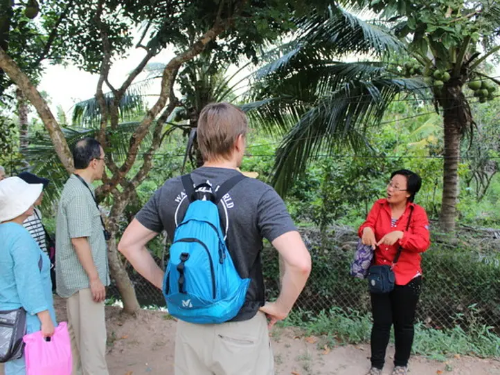 人気No1 ツアー、メコン川クルーズ＆クチ・トンネルに参加体験記