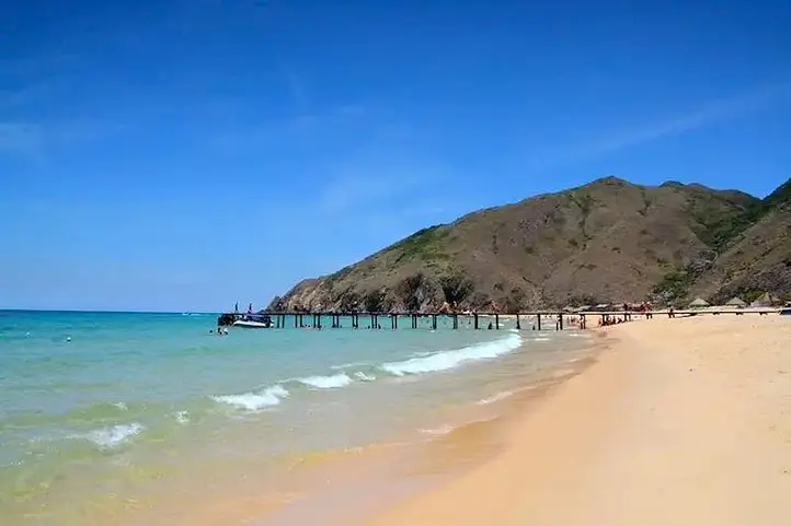 ベトナムの海が一番美しい季節へ｜4月〜6月に訪れたい絶景ビーチと静かな離島