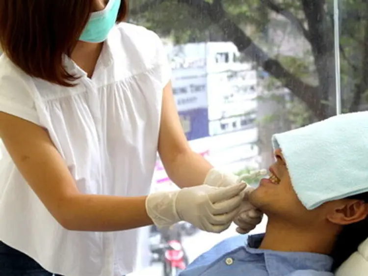 ホワイトプラス