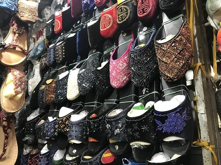 今話題のベトナムのメッシュサンダルをご紹介！街ブラで買える可愛いサンダル