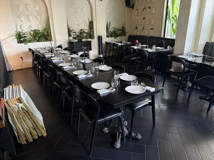 ソル キッチン&バー