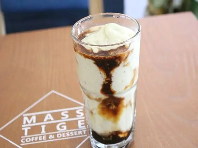 マステージ コーヒー&デザート