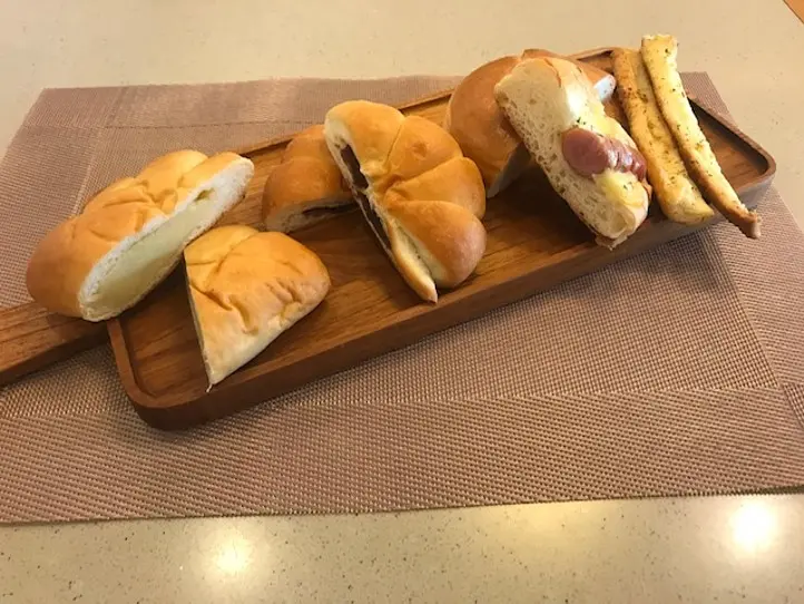 7区で美味しいイートイン　ベーカリーカフェ　La Sh Ve(ラ・シェブ)