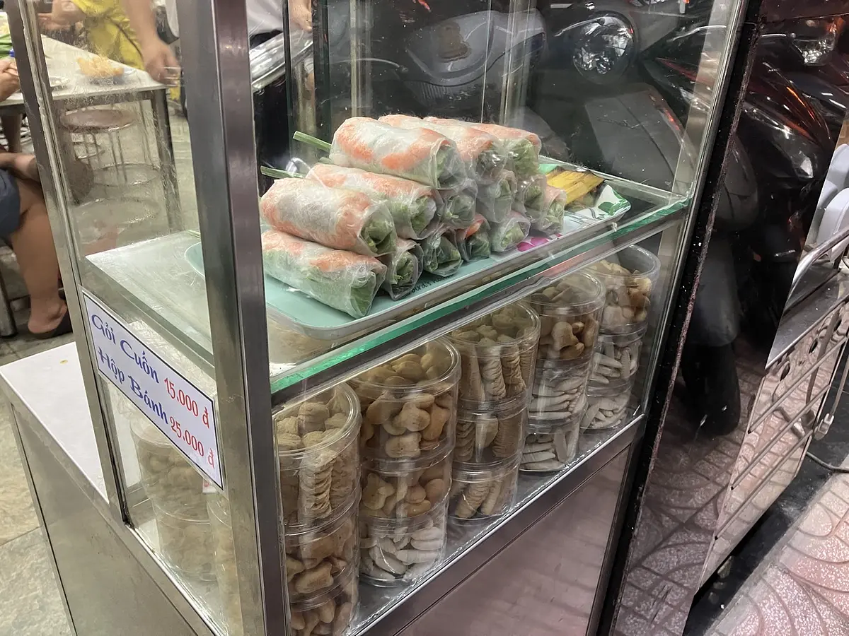 巨大生春巻きが食べられる！ホーチミンのおすすめレストラン