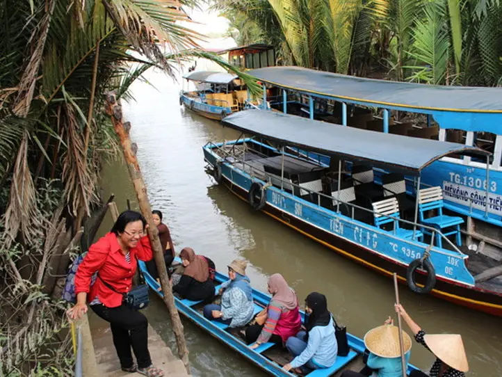 人気No1 ツアー、メコン川クルーズ＆クチ・トンネルに参加体験記