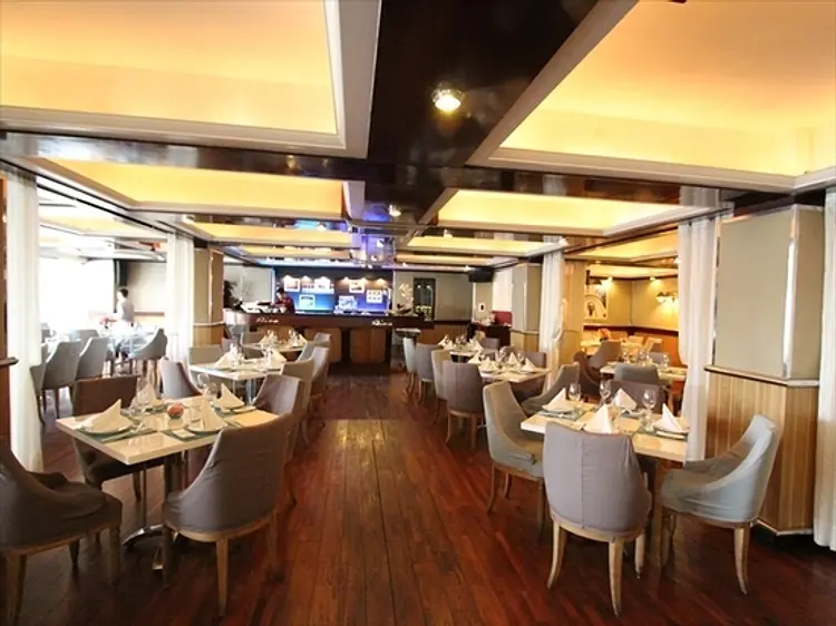 マリナ・サイゴン