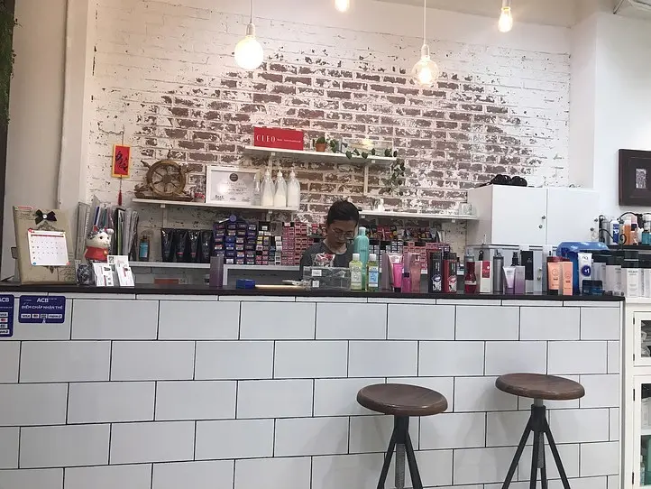 ホーチミン市内の日系美容室で「ヘッドスパ」体験〜CLEO hair international〜