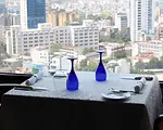 シグネチャー レストラン (シェラトン サイゴン ホテル ＆ タワーズ内)