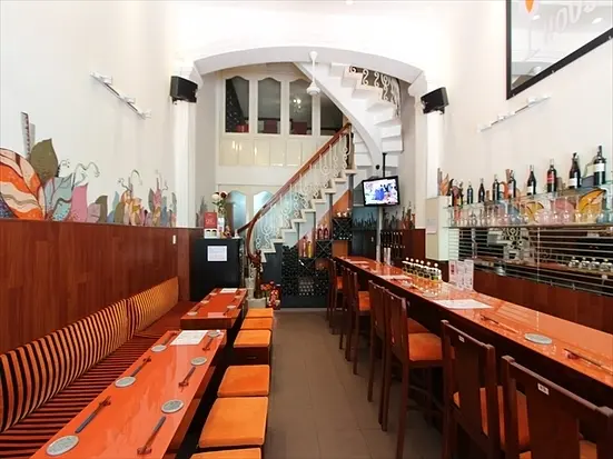 オレンジ・ハウス・オブ・ワイン