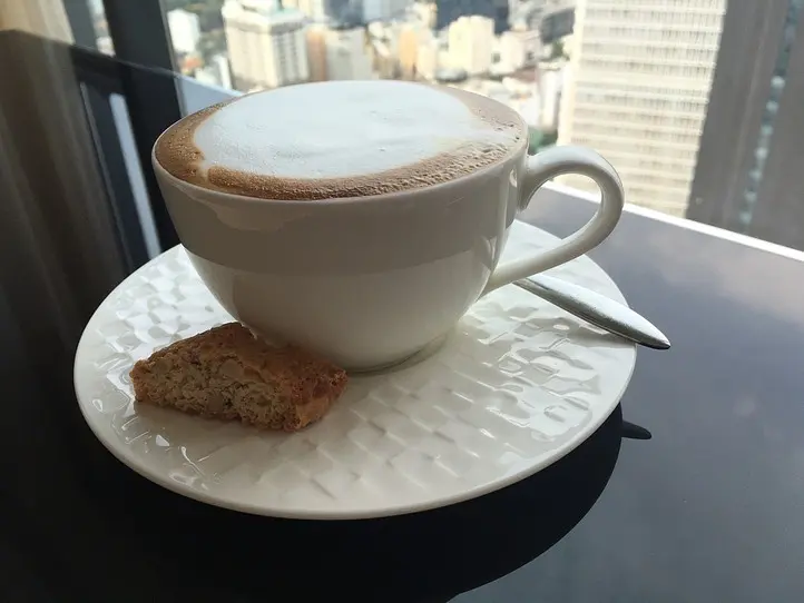 ホーチミンの一等地、ドンコイ通りに佇む超高級ホテル「ザ・レヴェリー・サイゴン」