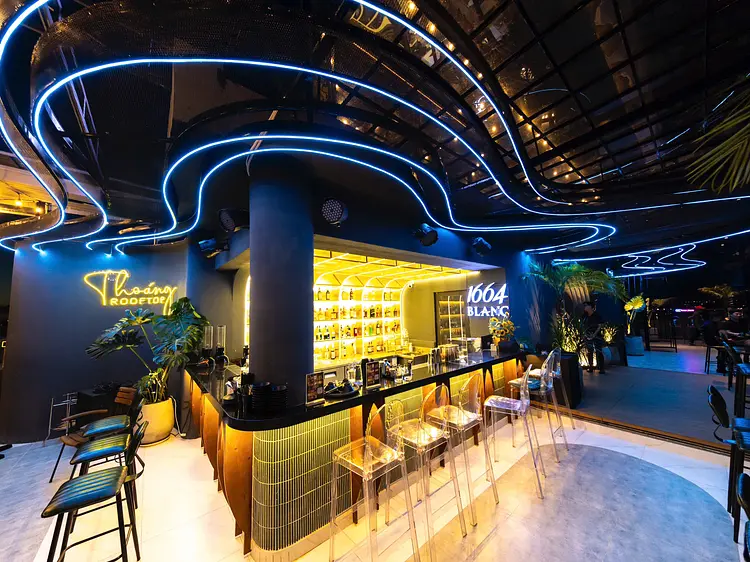 トアン・ルーフトップ