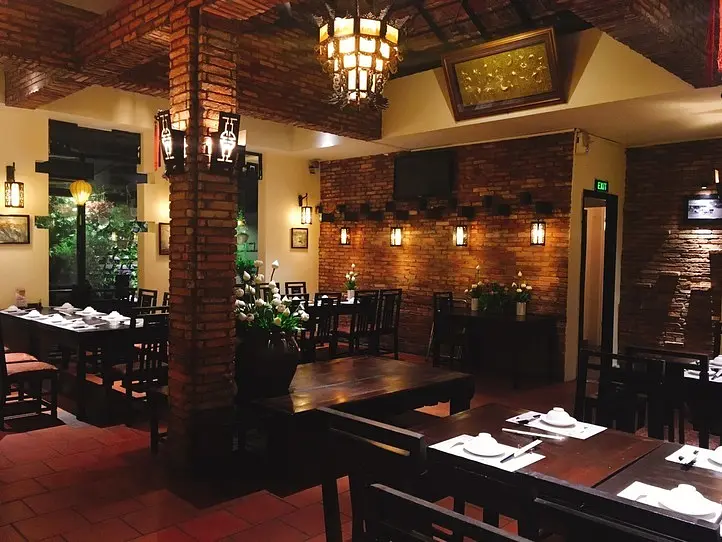 おいしい！　パフォーマンスが楽しい！　「コム・ニュウ・サイゴン」はお得なベトナム料理レストラン