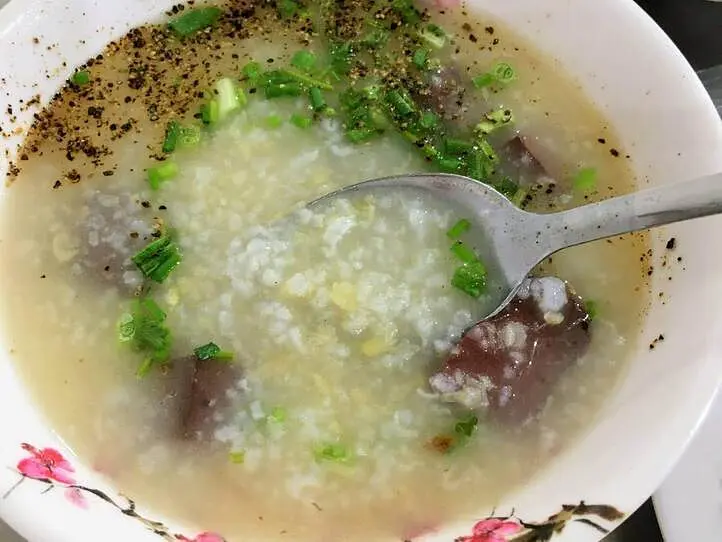 栄養満点！アヒルのお粥?!～Chao Vit Thanh Da(チャオビットターンダー)～