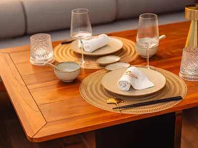 アイコン・サイゴン・クルーズ サンセットクルーズC（フリードリンク（飲み放題）  軽食付き） 