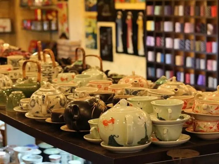 贈る相手も自分も喜べるベトナムのおみやげ