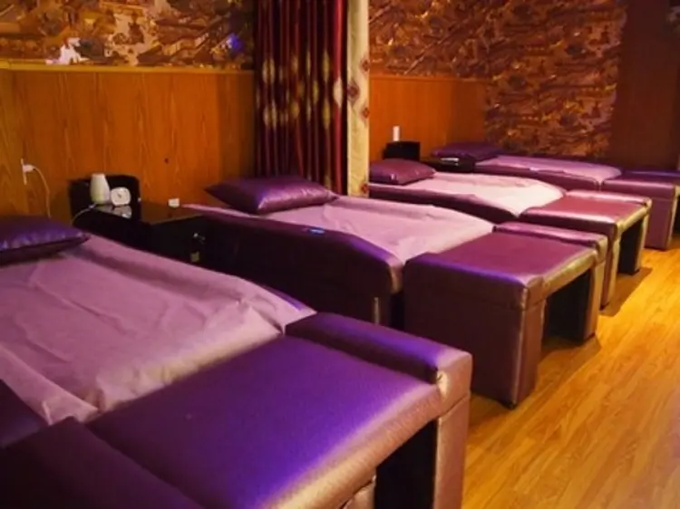 777 フットマッサージ