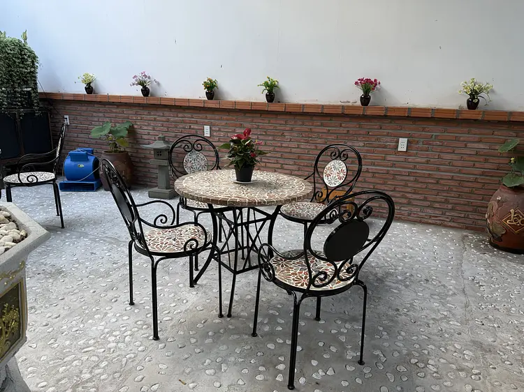 トロアグルマン