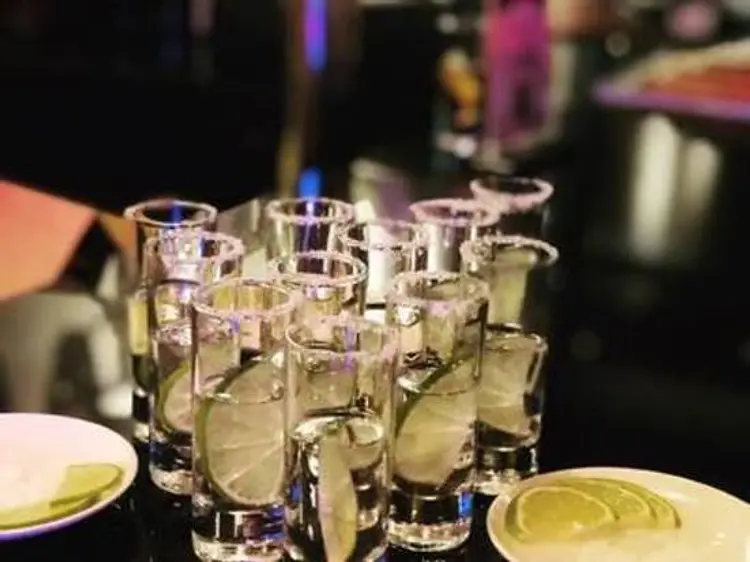 アールスクエア