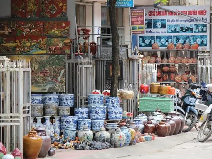 ベトナムらしいお土産NO.1！バッチャン焼きをお土産に