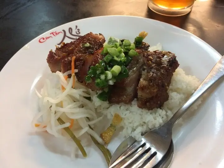 ベトナム物価情報！食堂で食べられる料理のお値段は？