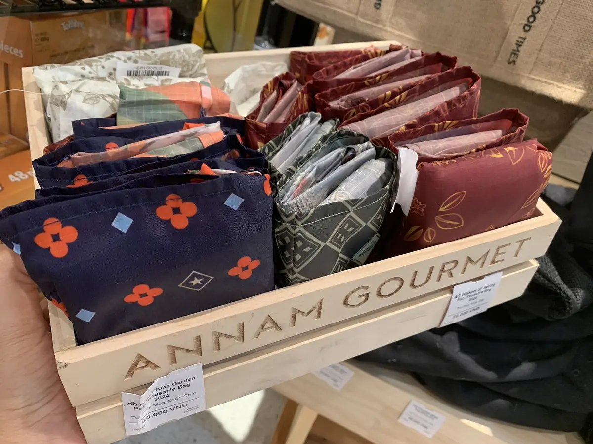 タオディエンでGetしよう! 普段使いもできるパン屋＆カフェの布トートバッグ 3選