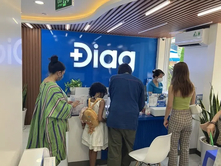 　空港でのちょっとしたコツ（入国審査やタクシーの乗り方）、安くて早くできるPCR検査について