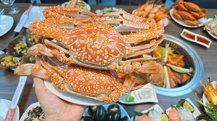 ホーチミンの人気海鮮ビュッフェ「Buffet Poseidon」