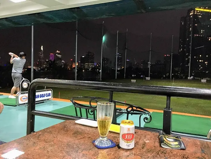 ゴルファー必見！夜景の綺麗な打ちっぱなし～ヒムラムゴルフクラブ～