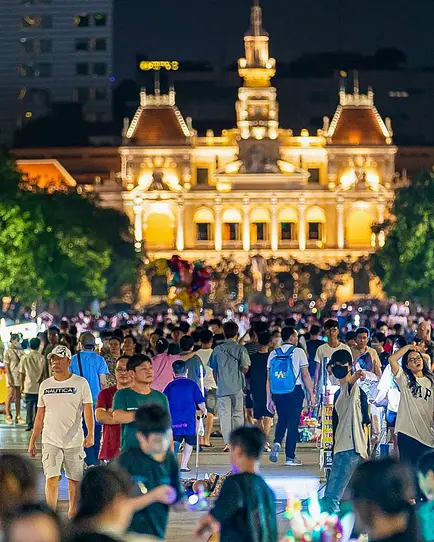 ホーチミンで訪れたい人気観光スポット5選｜人気の教会・市場・街歩きでベトナムを感じよう！