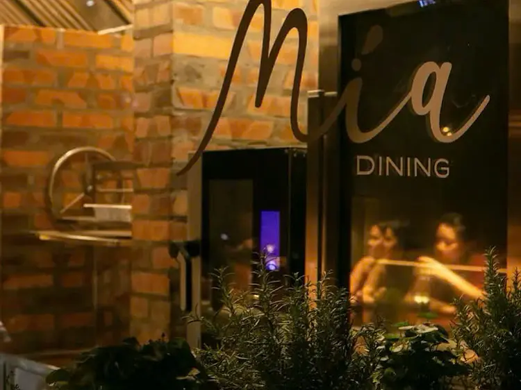 ミア ダイニング