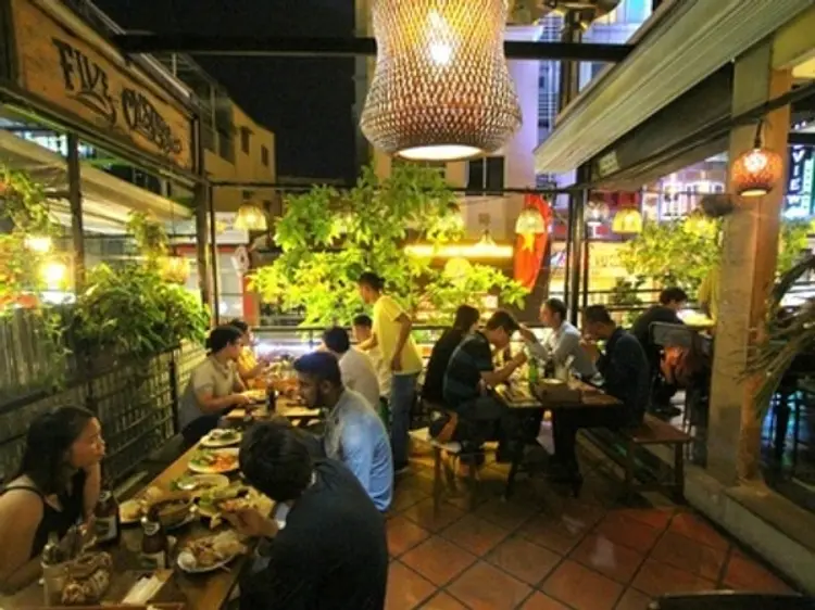 ファイブオイスターズレストラン