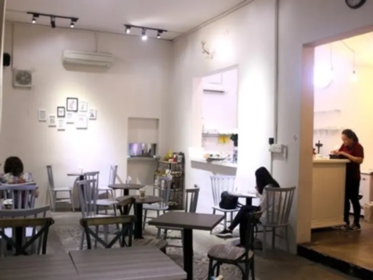 リンズカフェ＆ビストロ