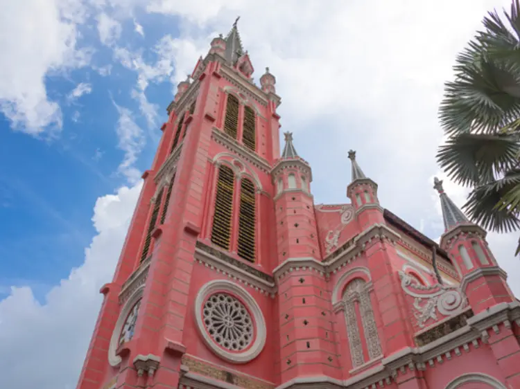 サイゴン・ブルー・トラベル